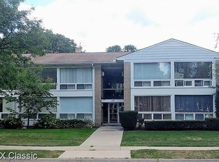150 Bird Ave APT 20, Birmingham, MI 48009