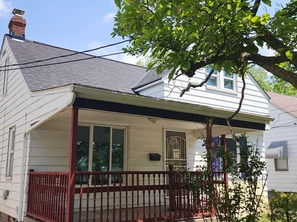 14809 Rockside Rd, Maple Heights, OH 44137