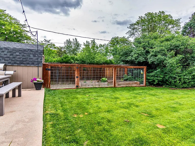 3388 S Holly St — Photo 18