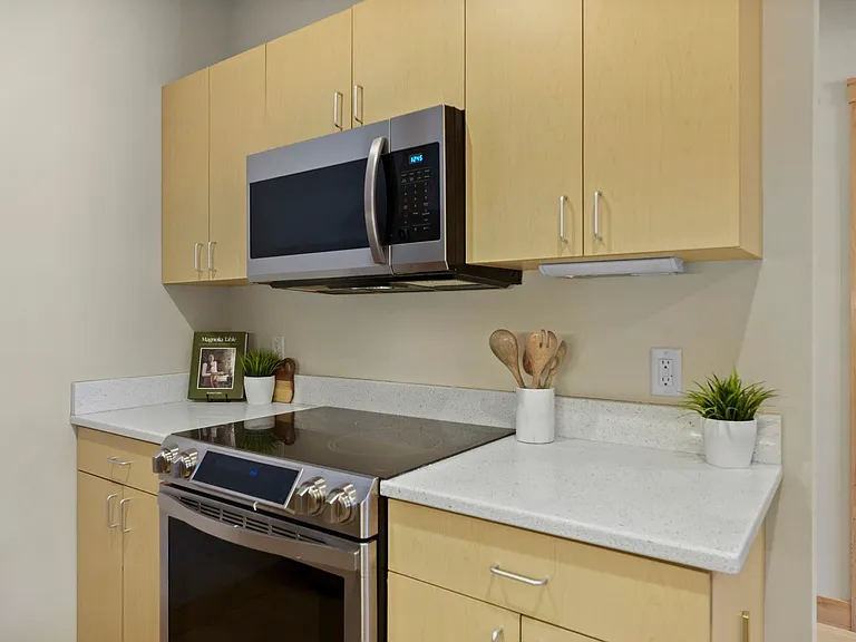 1037 Williamson St #107 — Photo 12