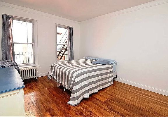 4th image of 166 E 56th St APT 3A