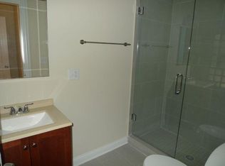 1318 N Wood St #B, Chicago, IL 60622