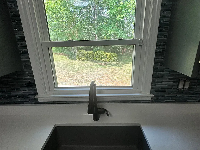 4830 Hampton Square Dr — Photo 10
