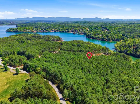 146 Bream Flats Dr #40, Nebo, NC 28761