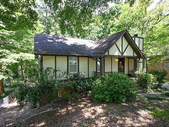 2nd image of 331 Barmount Dr