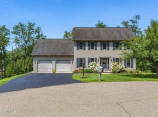 806 River Hill Dr, Danville, PA 17821