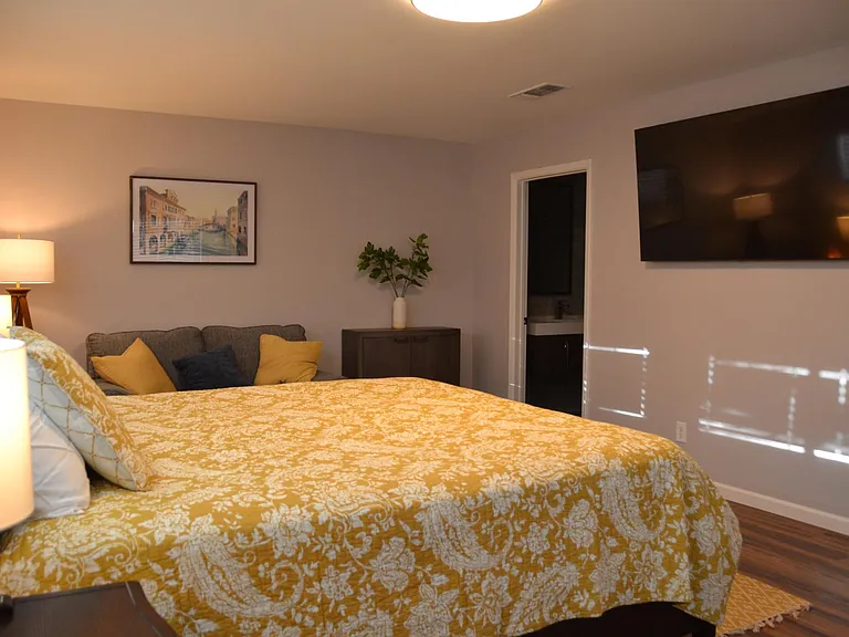 409 N Lea Ave — Photo 7