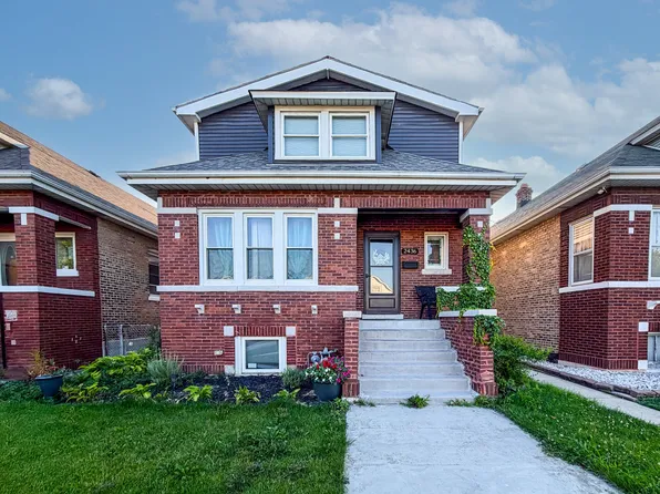 2436 Grove Ave, Berwyn, IL 60402
