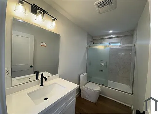 1307 E 46th St #1305-5 — Photo 7
