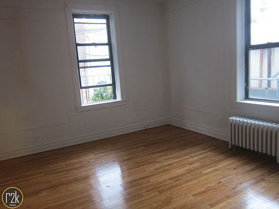 5th image of 3921 65th Pl APT 1B