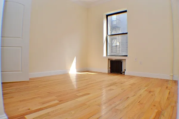 Rented by DSA Realty | media 19