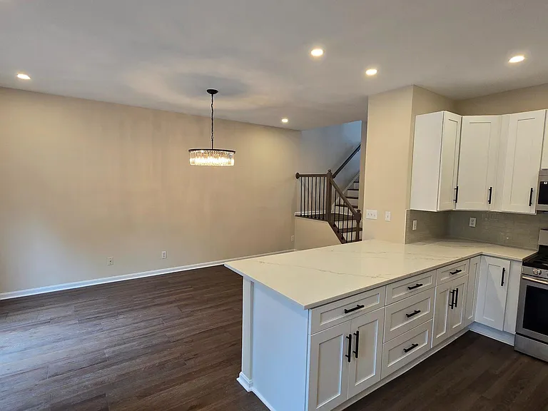 2919 Mainstone Dr — Photo 8