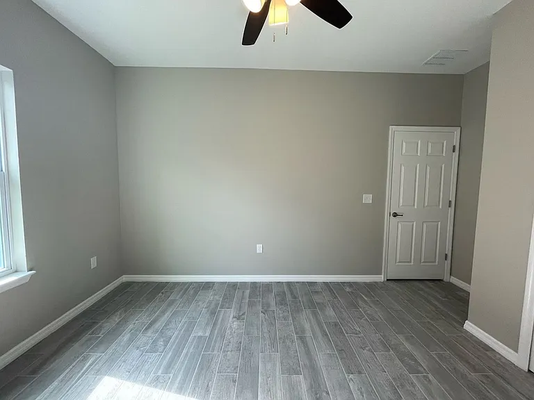 407 Bedlington Ct — Photo 11
