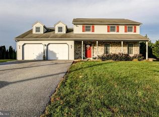 2473 Mount Pleasant Rd, Mount Joy, PA 17552