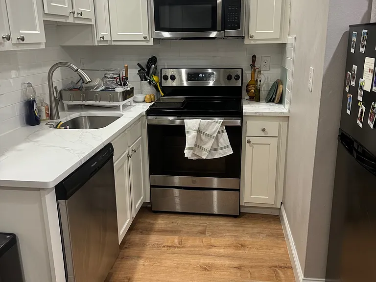 77 Mason Terrace — Photo 6