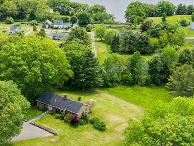 Large 5 acre lot-Damariscotta River Views
