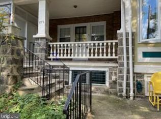 879 N Woodstock St, Philadelphia, PA 19130
