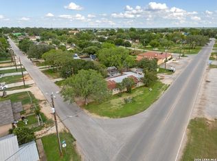 19540 K St, Somerset, TX 78069