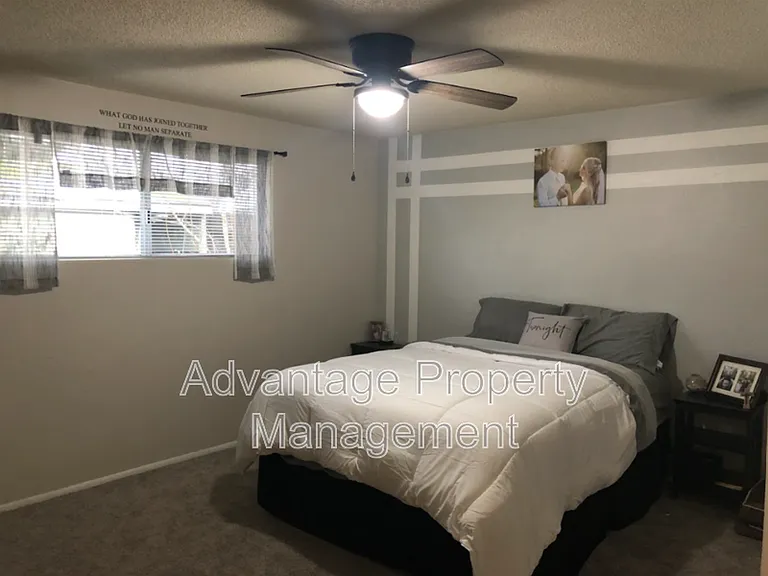 1650 Jackson St SE — Photo 3