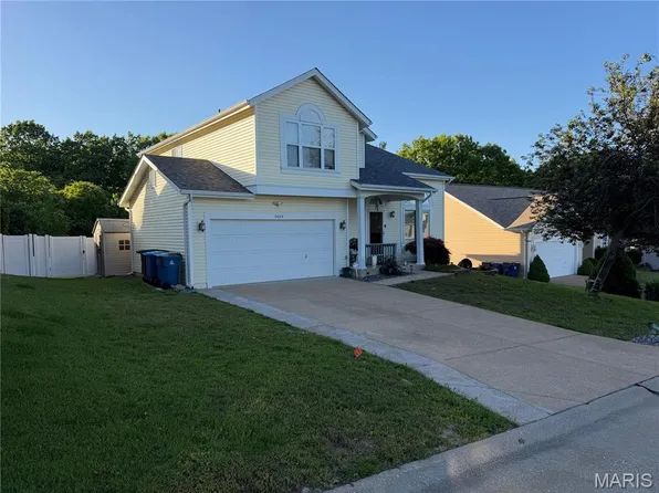 3089 Valley Oaks Dr, Imperial, MO 63052