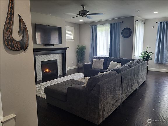 5th image of 12301 184th Street Ct E