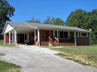 11 Seminole St, Russellville, AL 35653