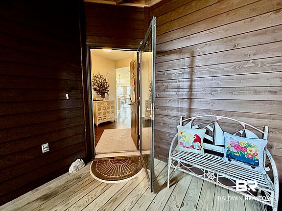 4th image of 3788 Spinnaker Dr Unit 101