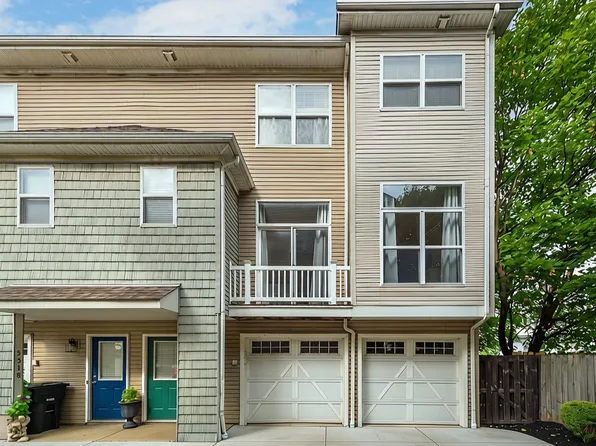5512 Saint Stephens Ct, Cleveland, OH 44102