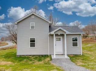 1425 Grafton Rd, Morgantown, WV 26508