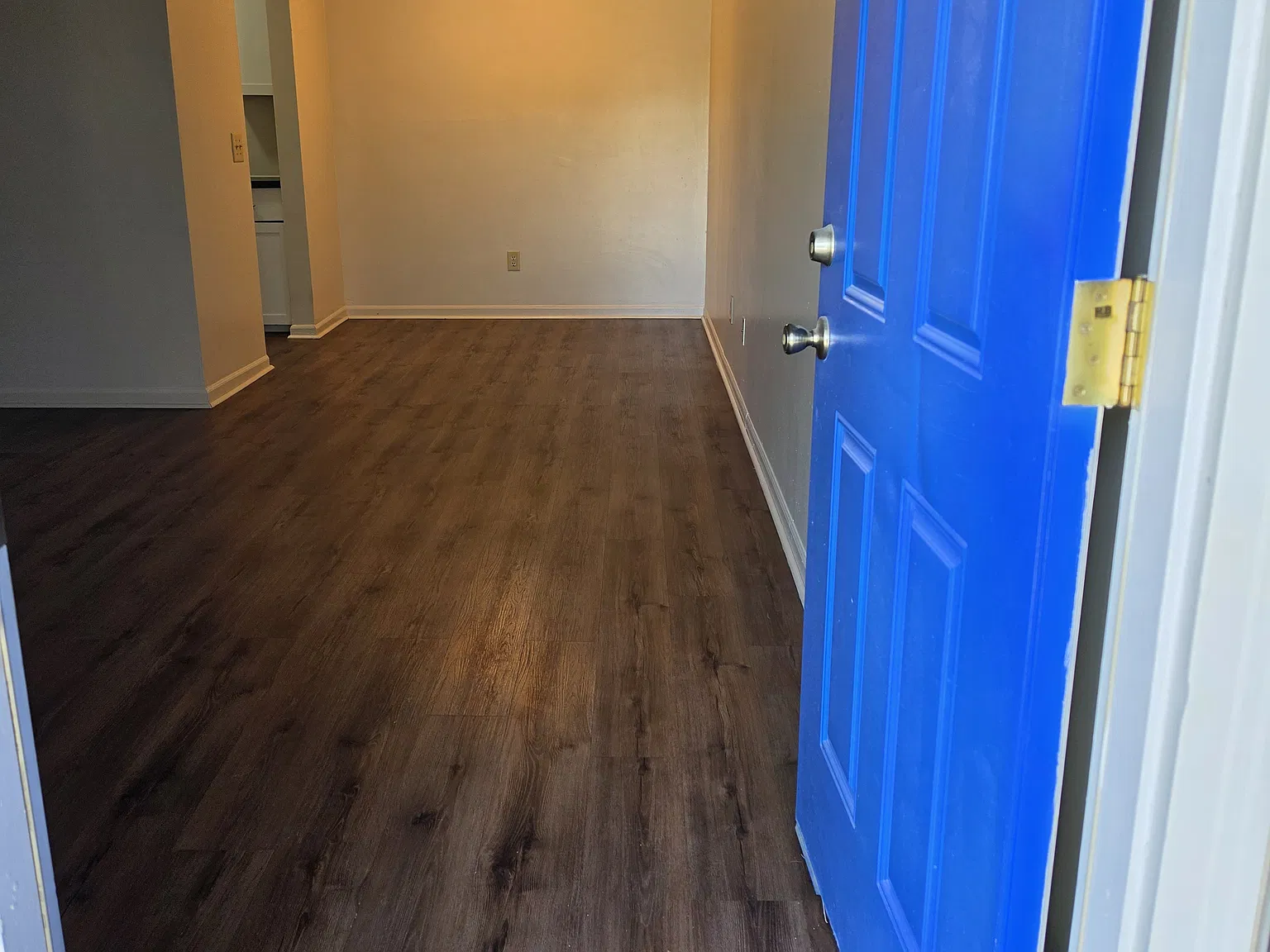 1 bed, 550 sqft, $875 — Photo 2
