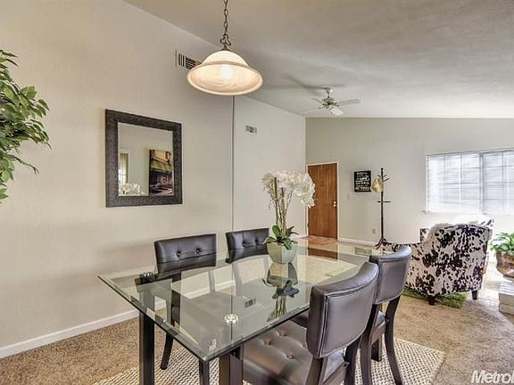 4th image of 9045 Rocky Trail Ct