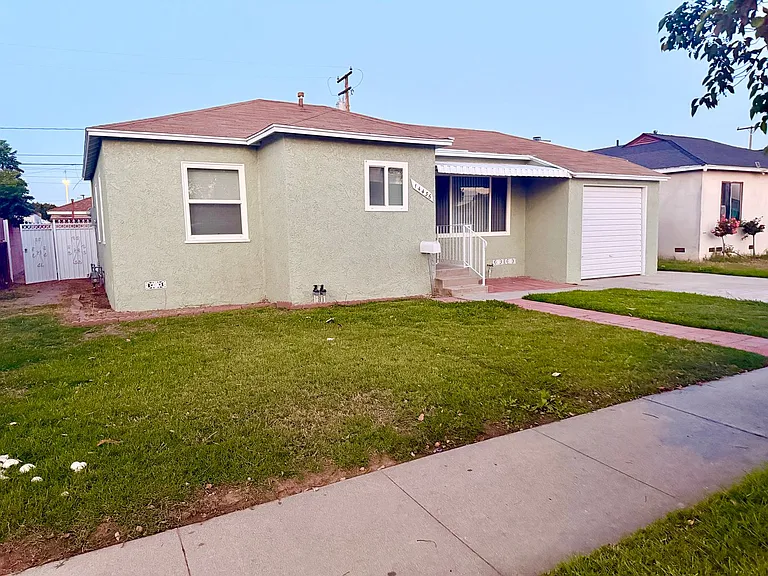 14436 Longworth Ave — Photo 26