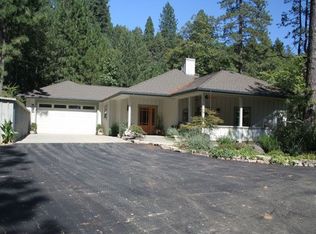 13636 Vincent Ct, Grass Valley, CA 95945