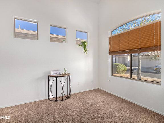 3rd image of 9246 E LINDNER Avenue
