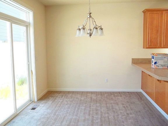 4th image of 5307 NE 53rd Ct