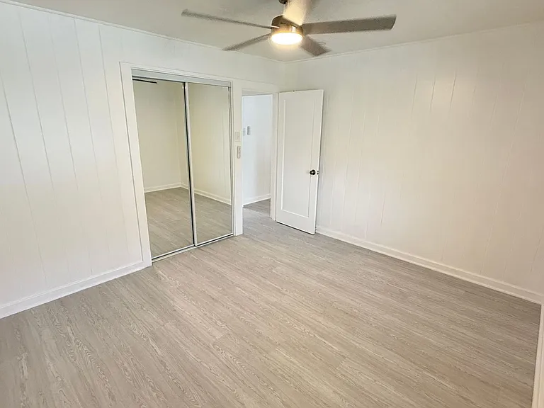 1323 Kinau St — Photo 17