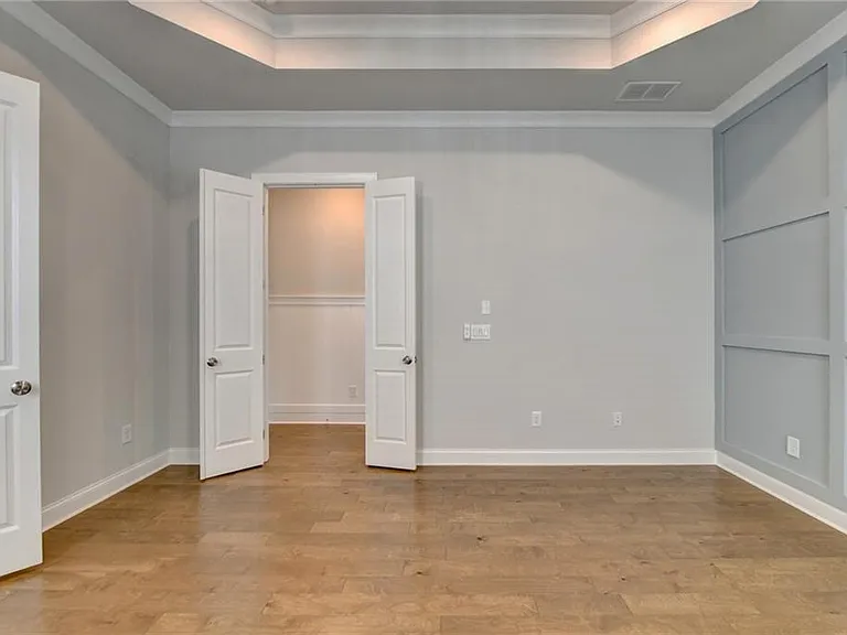 4536 Molder Dr — Photo 43
