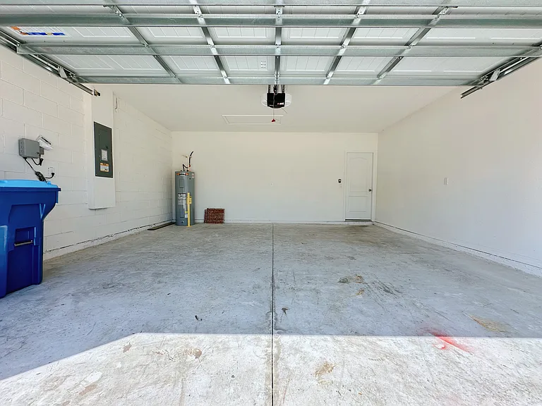 2681 Magnolia Ave — Photo 23
