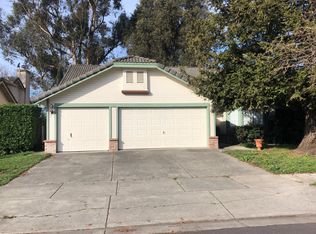 1217 Trombetta St, Santa Rosa, CA 95407