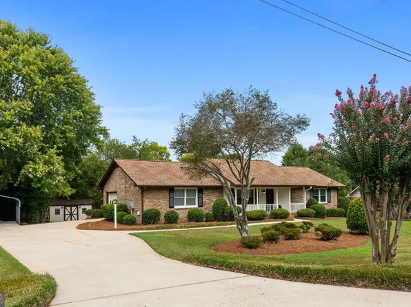 121 Russell Cir, McDonough, GA 30252