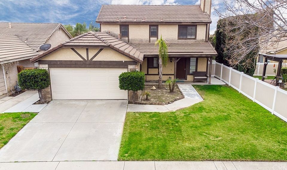 1st image of 10737 Essex Pl