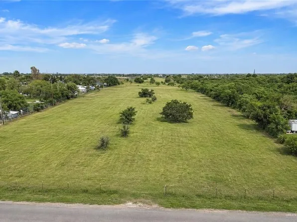 820 Rancho Blanco Rd, Alamo, TX 78516