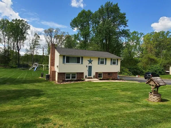 4381 N Twin Valley Rd, Morgantown, PA 19543