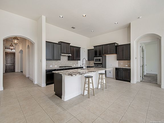 3rd image of 229 ASPEN DR