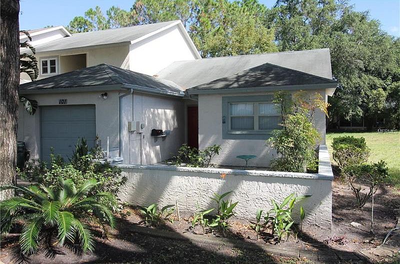 1st image of 101 Hunter Ct