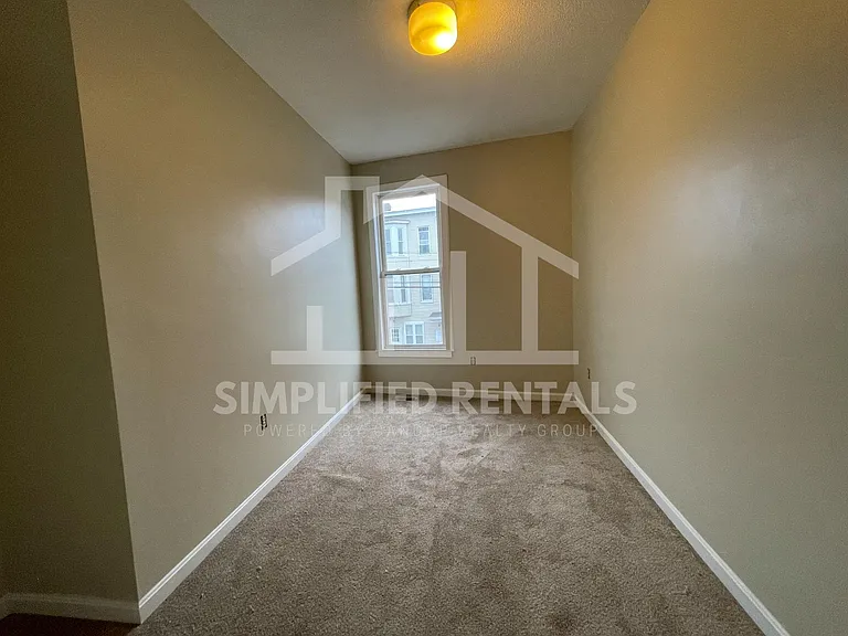 62 Green St #312 — Photo 6