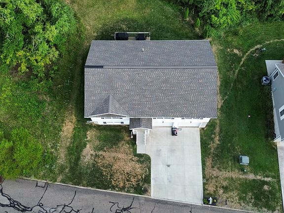 2nd image of 8 Berkley Dr