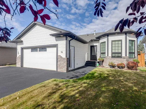 14 S Kingston Dr, Red Deer, AB T4P 3P9