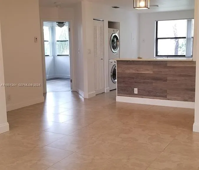 10121 W Sunrise Blvd #306 — Photo 4
