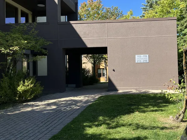 169 Jozo Weider Blvd #214, The Blue Mountains, ON L9Y 0P7